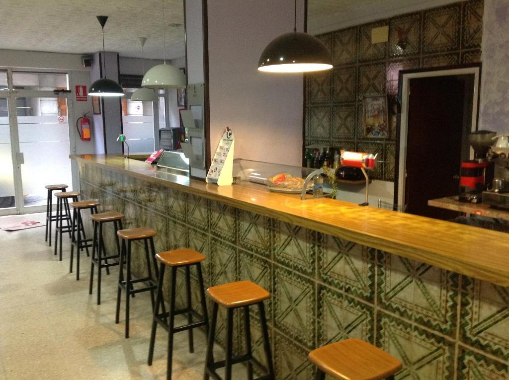 Hostel Alhambra Girona Szoba fotó