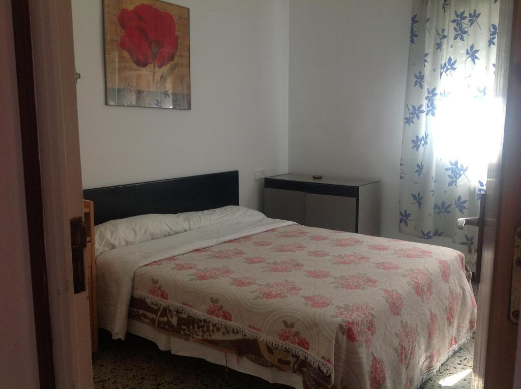 Hostel Alhambra Girona Szoba fotó