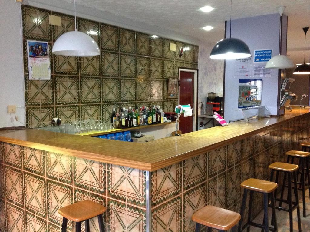 Hostel Alhambra Girona Szoba fotó