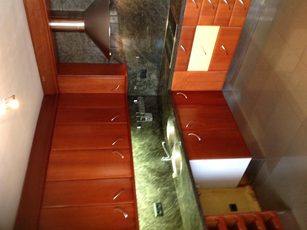 Hostel Alhambra Girona Kültér fotó